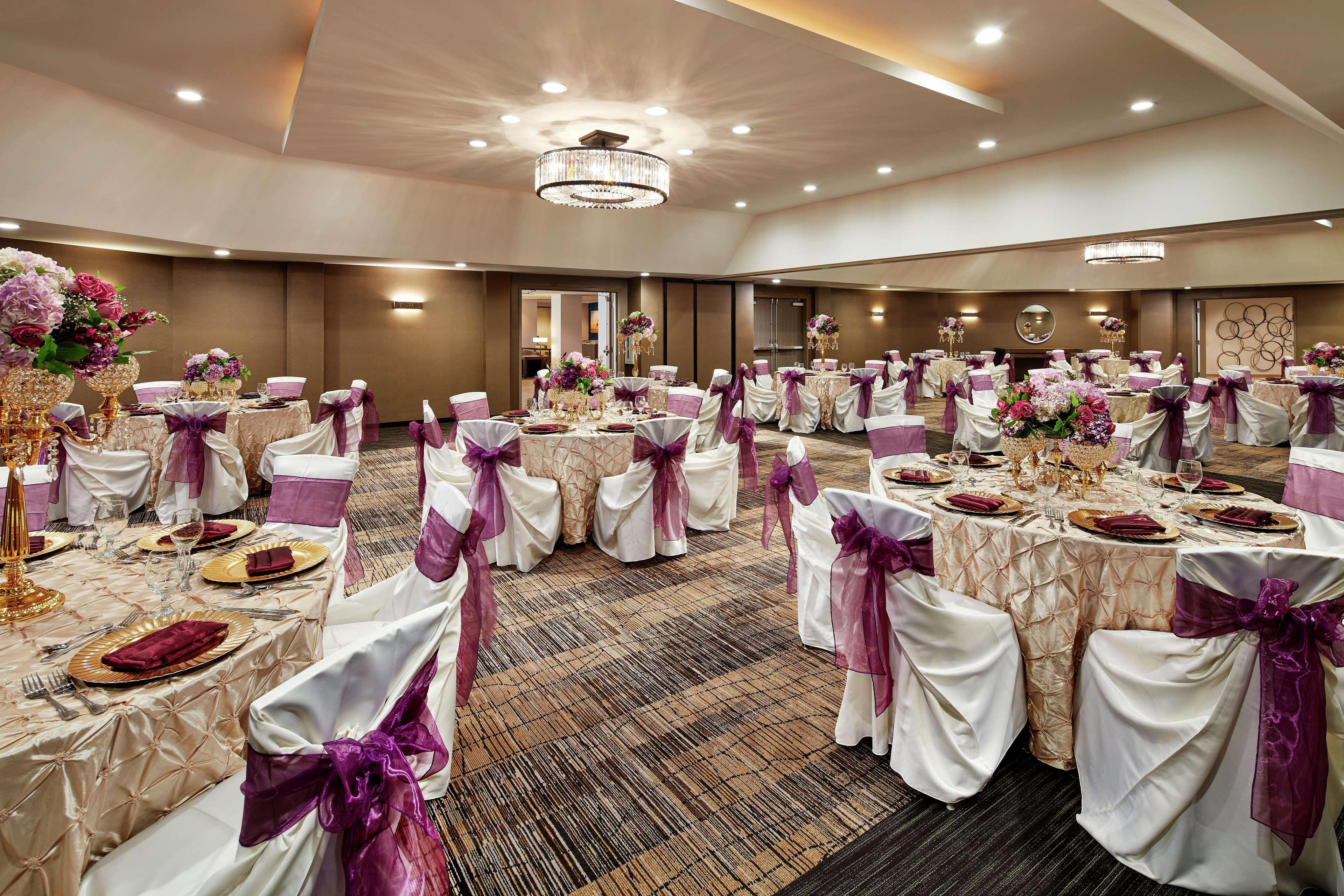 Hilton Garden Inn San Diego Mission Valley/Stadium Экстерьер фото