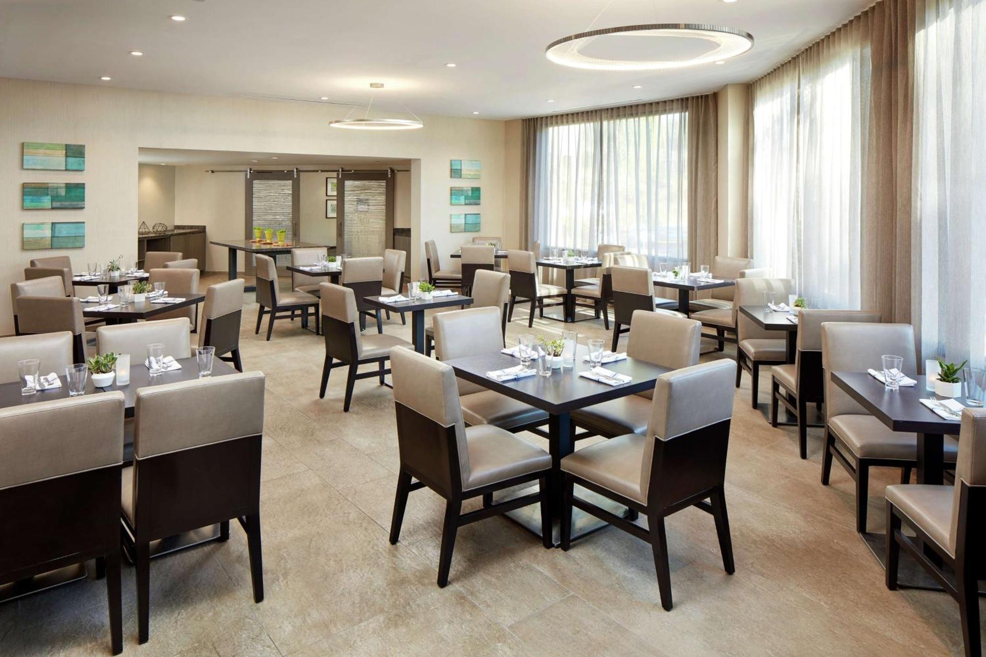 Hilton Garden Inn San Diego Mission Valley/Stadium Экстерьер фото