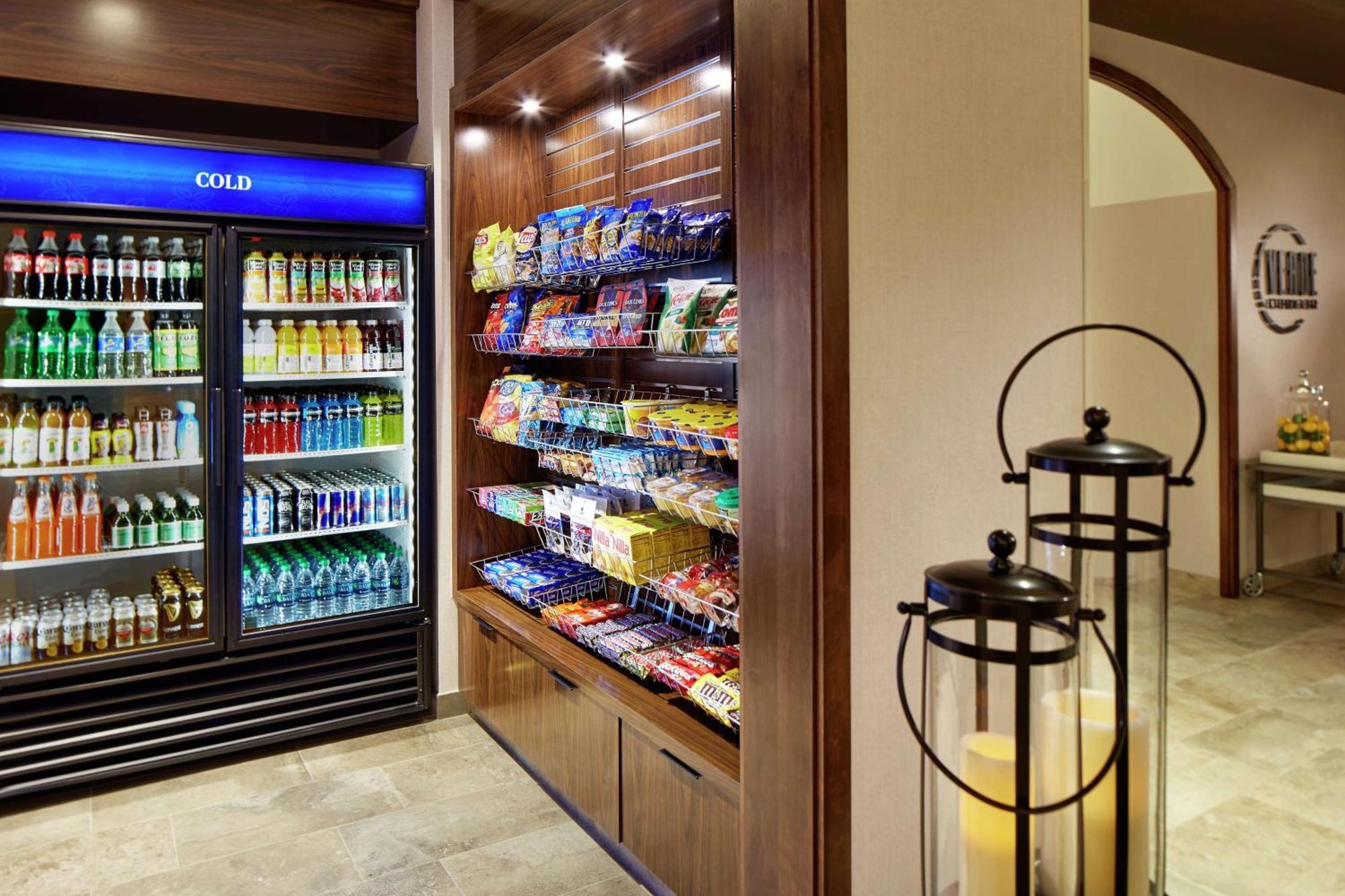 Hilton Garden Inn San Diego Mission Valley/Stadium Экстерьер фото