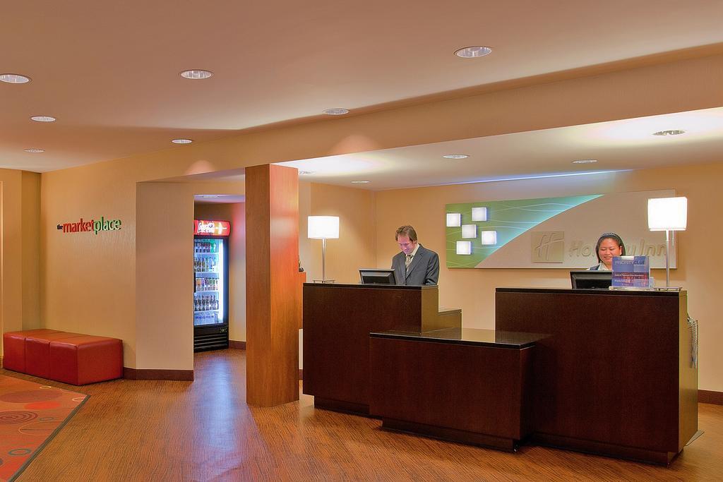 Hilton Garden Inn San Diego Mission Valley/Stadium Интерьер фото