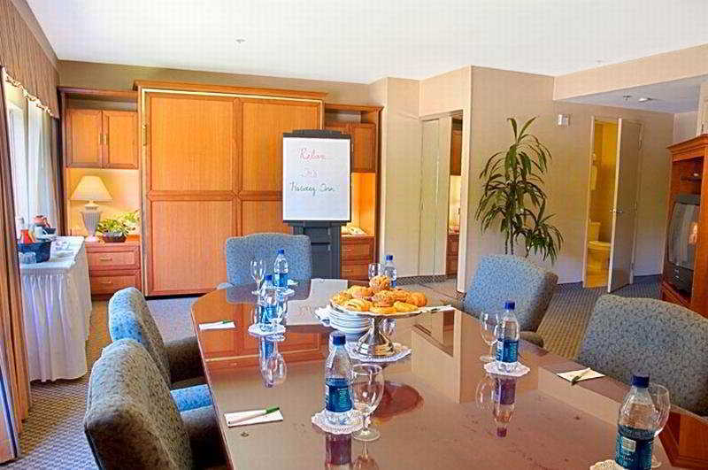 Hilton Garden Inn San Diego Mission Valley/Stadium Экстерьер фото